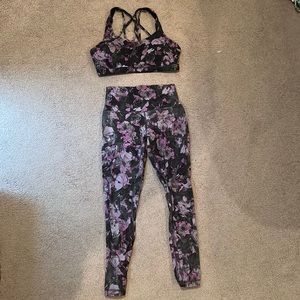 Matching lululemon size 10 bra and size 6 align leggings